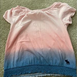 abercrombie kids ombré tee! only used 5 times!